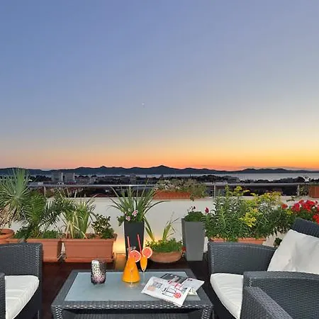 Appartamento Sunny Garden Luxury Penthouse