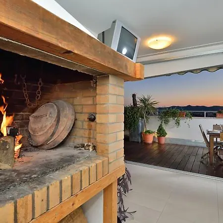 Sunny Garden Luxury Penthouse Appartamento