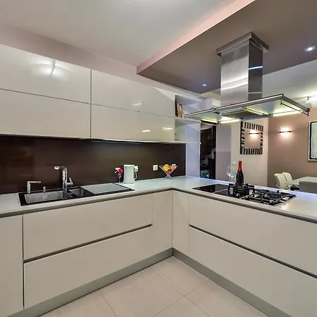 Sunny Garden Luxury Penthouse Appartamento